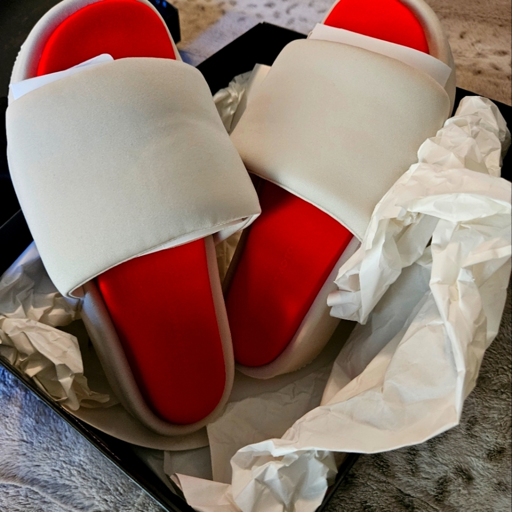 Y3 Adidas slides